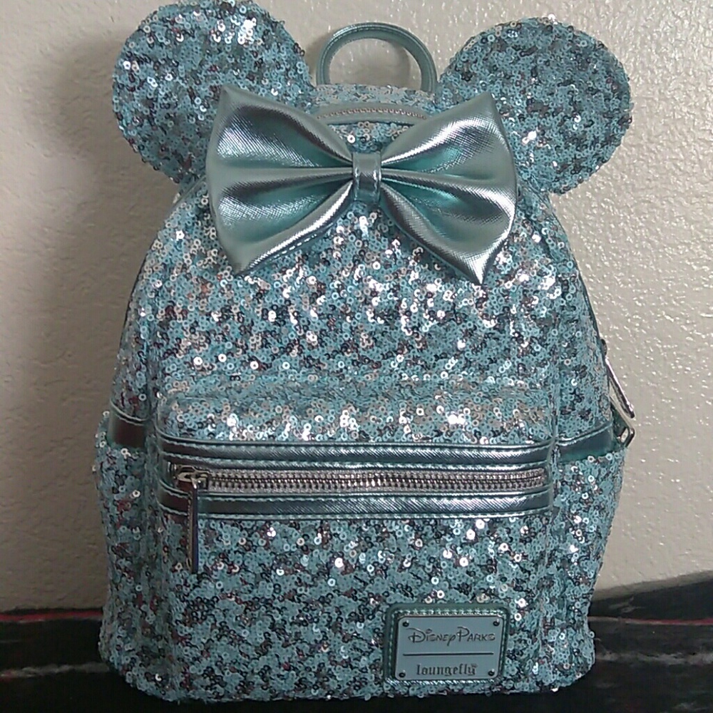 Disney Loungefly Arendalle Aqua set - Picture 5 of 8